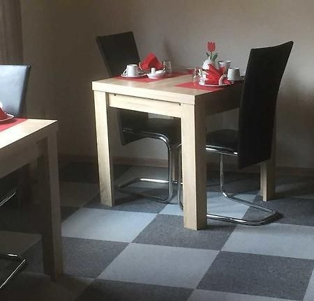 Pension Ulrich Hotel Dahlem  Екстериор снимка